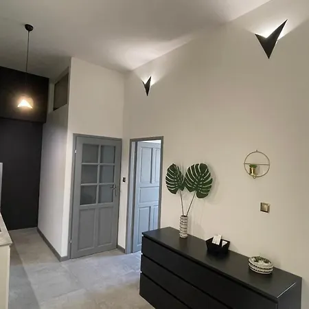 Darkhouse2 Apartment